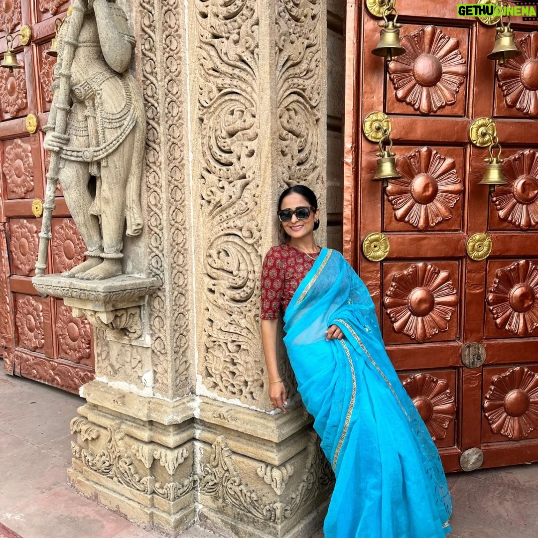 Lataa Saberwal Instagram - Shoot mode Ratlam. ❤❤ Picture courtesy @coach_devpandey ( Thank you ) #lataasaberwal