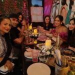 Lataa Saberwal Instagram - You have always made me feel special, even on your b'day!! Love our bond 🧿🧿🧿. Wish you all the happiness. ❤❤ @shivangijoshi18