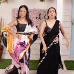 Lataa Saberwal Instagram - 𝑹𝒆𝒂𝒅𝒚 𝒇𝒐𝒓 𝑩𝒐𝒎𝒃𝒂𝒚 𝑻𝒊𝒎𝒆𝒔 𝑭𝒂𝒔𝒉𝒊𝒐𝒏 𝑾𝒆𝒆𝒌. 𝑻𝒉𝒂𝒏𝒌 𝒚𝒐𝒖 𝒇𝒐𝒓 𝒕𝒉𝒊𝒔 𝒍𝒐𝒗𝒆𝒍𝒚 𝒔𝒂𝒓𝒆𝒆. @navyasabyliva Thank you 🎥📸 Tushar ji @shriharsh_photography Loved dancing with you @shirin_sewani @bombaytimes #lataasaberwal #shirinsewani #bombaytimesfashionweek #bombaytimes #fashionweek #reelaindiaofficial #reelsinstagram #reelsinsta #reelskarofeelkaro