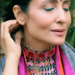 Lataa Saberwal Instagram - 𝑮𝑹𝑾𝑴. 𝑴𝒚 𝒏𝒆𝒗𝒆𝒓 𝒆𝒏𝒅𝒊𝒏𝒈 𝒍𝒐𝒗𝒆 𝒇𝒐𝒓 𝒔𝒂𝒓𝒆𝒆𝒔..💓💓💓 🎥 @shriharsh_photography #nofilterlataa #lataasaberwal #sarees #sreelovers #sareelove #sareefashion #sareelover #sareelovers #sareecollection #sareeindia #sareestyle #sareeaddict #sareestyles #sareeaddict #stylish #styleblogger #stylingtips #stylish #lataasaberwal #whatsinmythalitodaylataasaberwal #whatsinmythalitoday