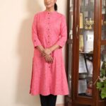 Lataa Saberwal Instagram - 7 𝙘𝙡𝙖𝙨𝙨𝙞𝙘 𝙬𝙤𝙧𝙠 𝙤𝙪𝙩𝙛𝙞𝙩𝙨 . Full video on my YouTube channel. Link in bio 📸 @shriharsh_photography #lataasaberwal #nofilterlataa #workwear #officeoutfit #officewear #classic #classicoutfit #officelady #clasdicoutfit #outfitoftheday #outfitideas #outfits