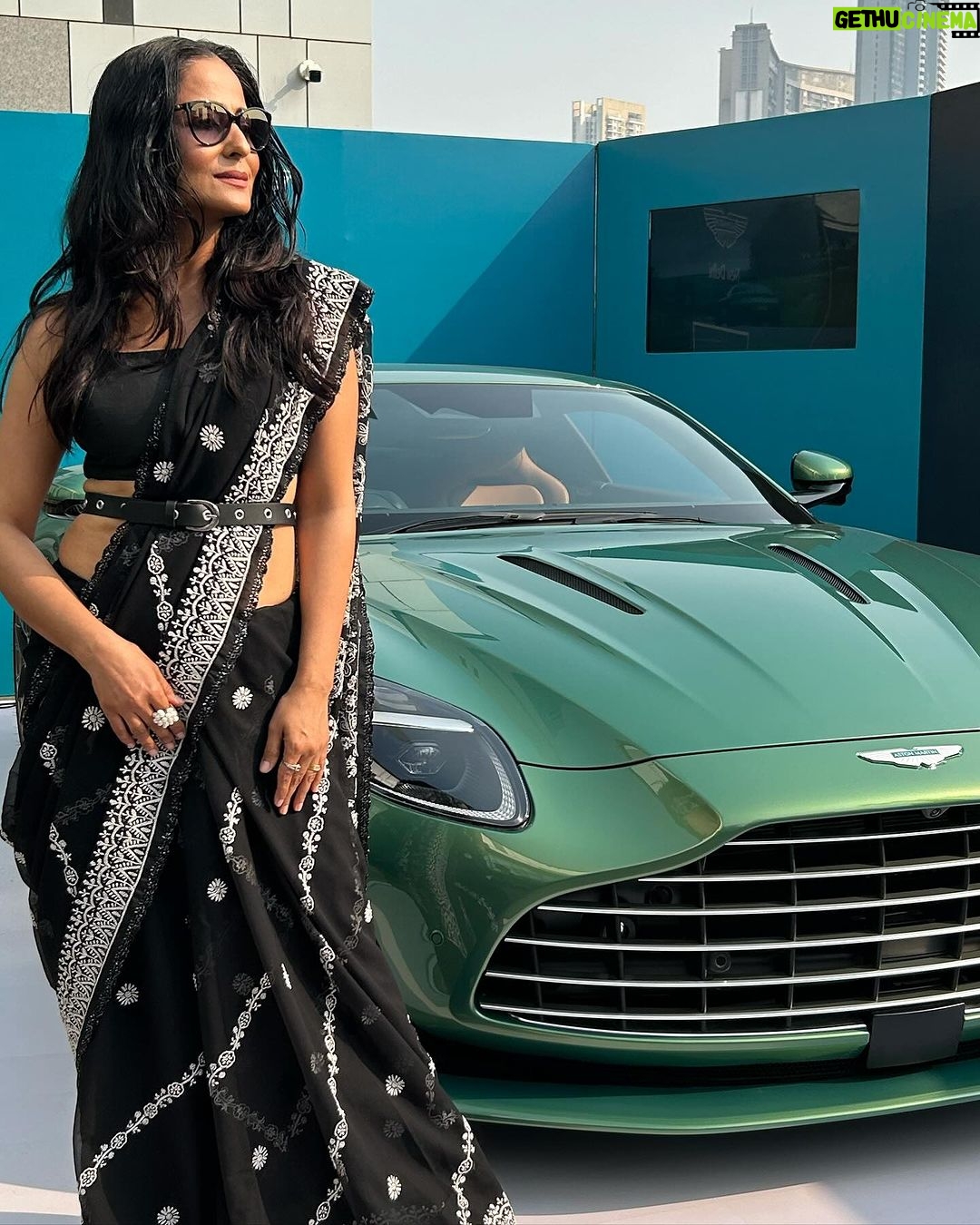 Lataa Saberwal Instagram - Mirror mirror on the wall who’s the stunning of them all!!? 😂 Definitely Aston Martin ! Had a great time at Bombay Times Fashion Week . @shwetaroy0801 @timesofindia @puspanjalicouture @mrsindiaqueenofficial @astonmartin #lataasaberwal #authenticallylataa #bombaytimesfashionweek #timesofindia #bt #fashionweek #bombayfashion #bombaytimesfashionweek2023