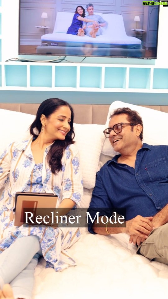 Lataa Saberwal Instagram - "Relaxation at its finest! 😴✨ Nothing beats a cozy recliner bed for ultimate comfort and bliss." The Biggest Festive season is now live on their website www.thesleepcompany.in and to your nearest store. Visit and avail up to 45% off Use this coupon code on the purchase of Rs. 75000/- and above *SABERWAL2023* and avail straight Rs *2500/-* off Use this coupon code on any other purchase of below Rs. 75000/- *SABERWAL5* and avail Up to *5% off* #lataasaberwal #latasabharwal #authenticallylataa #thesleepcompany #reclinerbed #smartbed #stylishbed #elev8 #smartreclinerbed #bed #bedroomdecor #stylishbedroom