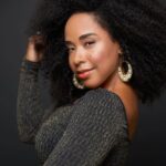 Latonya Williams Instagram - 👋🏾 📸 @brandonelliotportraits Stylist @eleni.style HMU @beautybyzahradee #portrait #photoshoot #actorlife