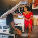 Latonya Williams Instagram - Kelly’s working B and I be like 🥂😜 #whataresistersfor #wonderfultime #kellyrowland #christmasmusic Los Angeles, California