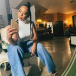 Latonya Williams Instagram - Look into the mirror and make that bitch proud💚 Hair: @kendalldorsey1 Makeup: @markquirimit Stylist: @jenniferudechukwu #merryliddlechristmasbaby #itsawonderfullifetime #behindthescenes #actorslife #blackactress #mydrdenims Los Angeles, California