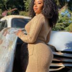 Latonya Williams Instagram - Don’t poke the bear 🐻 Hair: @_miss.alicia Makeup: @kfrankmakeup Wardrobe: @jenniferudechukwu #merryliddlechristmasbaby #itsawonderfullifetime #treenaliddle