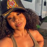 Latonya Williams Instagram - Maybe you don’t fit in in this world because you were born to create a new one✨ Hair @_miss.alicia MU @kfrankmakeup Hat @wdia.ca #bethechangeyouwanttosee #selfperfected #worlddominationinaction #actress #vancouveractress #onset #merryliddlechristmas #itsawonderfullifetime