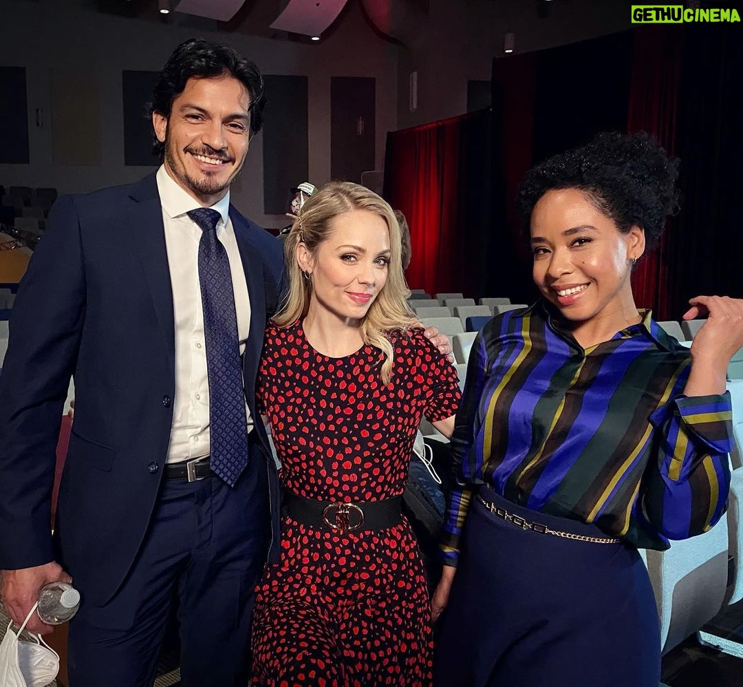 Latonya Williams Instagram - That’s a wrap on #PlayingCupid! @eltexmex and @supervandie y’all are real ones... and they came packing all the good snacks🤣 They figured out the key to my heart pretty quick- but will the sparks fly on screen? Duh. Who here loves a Hallmark love story?❤️🙌🏾 Hair: @selenataylor_ Makeup: @littlemonstersstudio Wardrobe: @trishptrish #hallmarkmovie #valentinesday #valentinesmovie #lovestory #lauravandervoort #nicholasgonzalez