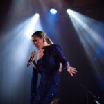 Laura Gallego Cabezas Instagram - Ayer en HUÉRCAL OVERA lo dimos todo!! Gracias por el cariño a toda la gente que nos acompañó, gracias a mi equipo de músicos, sonido, oficina y director artístico por cuidarme dentro y fuera del escenario… @pacenteno te pasas el juego con la escenografía y con todo!!! Soy muy afortunada ❤️‍🩹