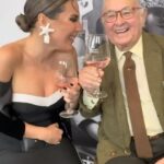 Laura Gallego Cabezas Instagram - Ayer estuve en la inauguración de @simofsevilla , qué bien me lo pasé! Reencuentros, desfiles, risas, amigos, descubrimientos… Qué maravilla! Enhorabuena @raquelrevueltaoficial @doble_errese ❤️💃🏼💋 SIMOF, Semana Internacional de la Moda Flamenca