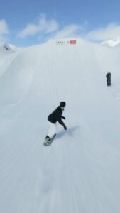 Laurie Blouin Instagram - So this happened the other day at @thenines.cc.. I’ve been thinking about it for a while. Stoked to put down Cab triple 1260😁 #TheNines #Snowboarding