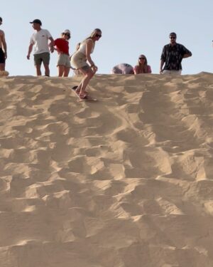 Laurie Blouin Instagram - Thank you so much @swatchandsports for this amazing opportunity🙏🏻🫶🏻 #ProteamSummit2022 #SandBoarding #Morocco
