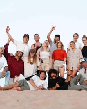 Laurie Blouin Instagram - Thank you so much @swatchandsports for this amazing opportunity🙏🏻🫶🏻 #ProteamSummit2022 #SandBoarding #Morocco
