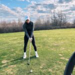 Laurie Blouin Instagram - Golf season is on ⛳️!! Another day, another golf ball that I'll never see again😂✌🏼 #GolfSeason #ItsOn