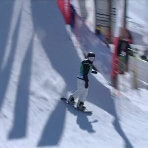 Laurie Blouin Instagram - What a day in Corvatsch!! Stoked to move onto sunday’s finals😁 Swipe to watch my run!! #Snowboarding #SpringBoarding