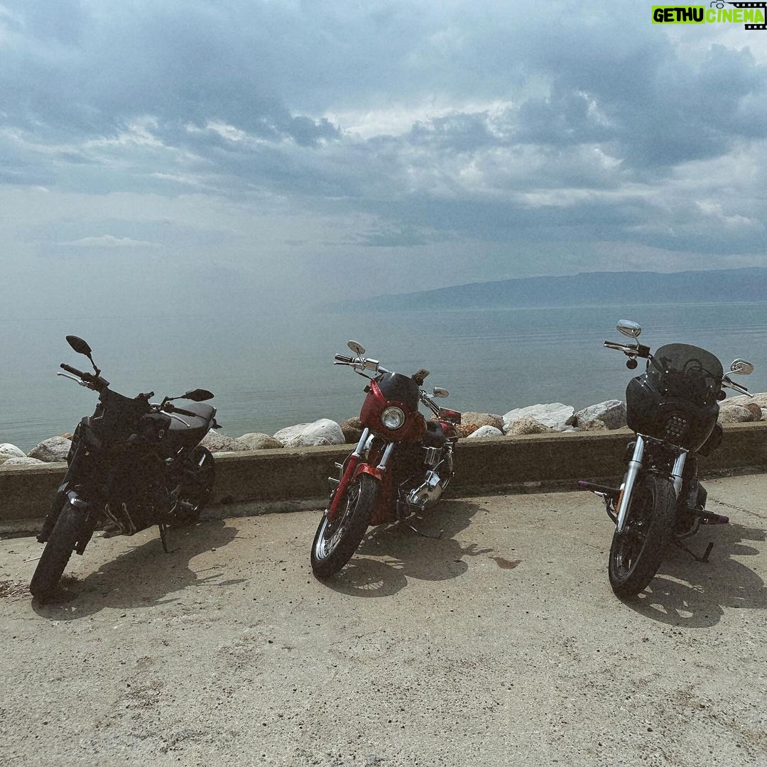 Laurie Blouin Instagram - Sunday’s adventure 🏍️⚓️ #IsleAuxCoudres #HarleyDavidson #Island Isle-Aux-Coudres
