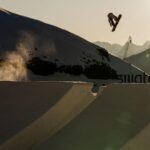 Laurie Blouin Instagram – @laurieblouin1 catching the sun above the @swatch Nines jumps!

📸 @klaus_polzer 
#SwatchNines #Schilthorn #Snowboarding Schilthorn – Piz Gloria