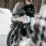 Laurie Blouin Instagram - Fun day shooting with @premontharley 🏍️🏂 #Snowboarding #HarleyDavidson 📸 @_jayperreault_