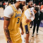 LeBron James Instagram - About last night! That was fun! #PrimeTimeYear #ThekidfromAkron🤴🏾 #StriveforGreatness🚀