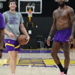 LeBron James Instagram – 👽 status! Gearing up for Prime Time year #21!! LFG 🗣️🗣️🗣️🗣️🗣️ #StriveforGreatness🚀 #KingMe👑