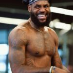 LeBron James Instagram - 👑