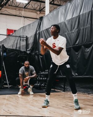 LeBron James Instagram - It’s my job to always remain strong & to show them the blueprint regardless of the outcome! #JamesGang👑 #BryceMaximus🤴🏾 #MyTwin✊🏾