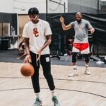 LeBron James Instagram – It’s my job to always remain strong & to show them the blueprint regardless of the outcome! #JamesGang👑 #BryceMaximus🤴🏾 #MyTwin✊🏾