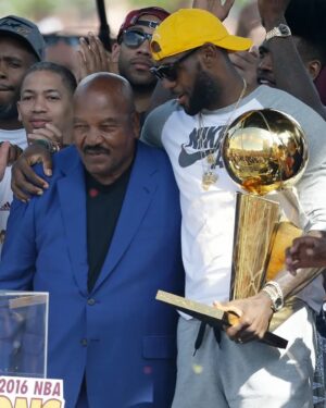 LeBron James Instagram - We lost a hero today.  Rest in Paradise to the legend Jim Brown.  I hope every Black athlete takes the time to educate themselves about this incredible man and what he did to change all of our lives.  We all stand on your shoulders Jim Brown.  
 
If you grew up in Northeast Ohio and were Black, Jim Brown was a God.  As a kid who loved football, I really just thought of him as the greatest Cleveland Brown to ever play.  Then I started my own journey as a professional athlete and realized what he did socially was his true greatness. When I choose to speak out, I always think about Jim Brown.  I can only speak because Jim broke down those walls for me. 
 
I am so grateful that I was able to call you my friend.  I hope I can continue to honor your legacy with my words and actions.  My prayers to your family.  I know they are all incredibly proud of everything you did for our community! #LegendsNeverDie🙏🏾