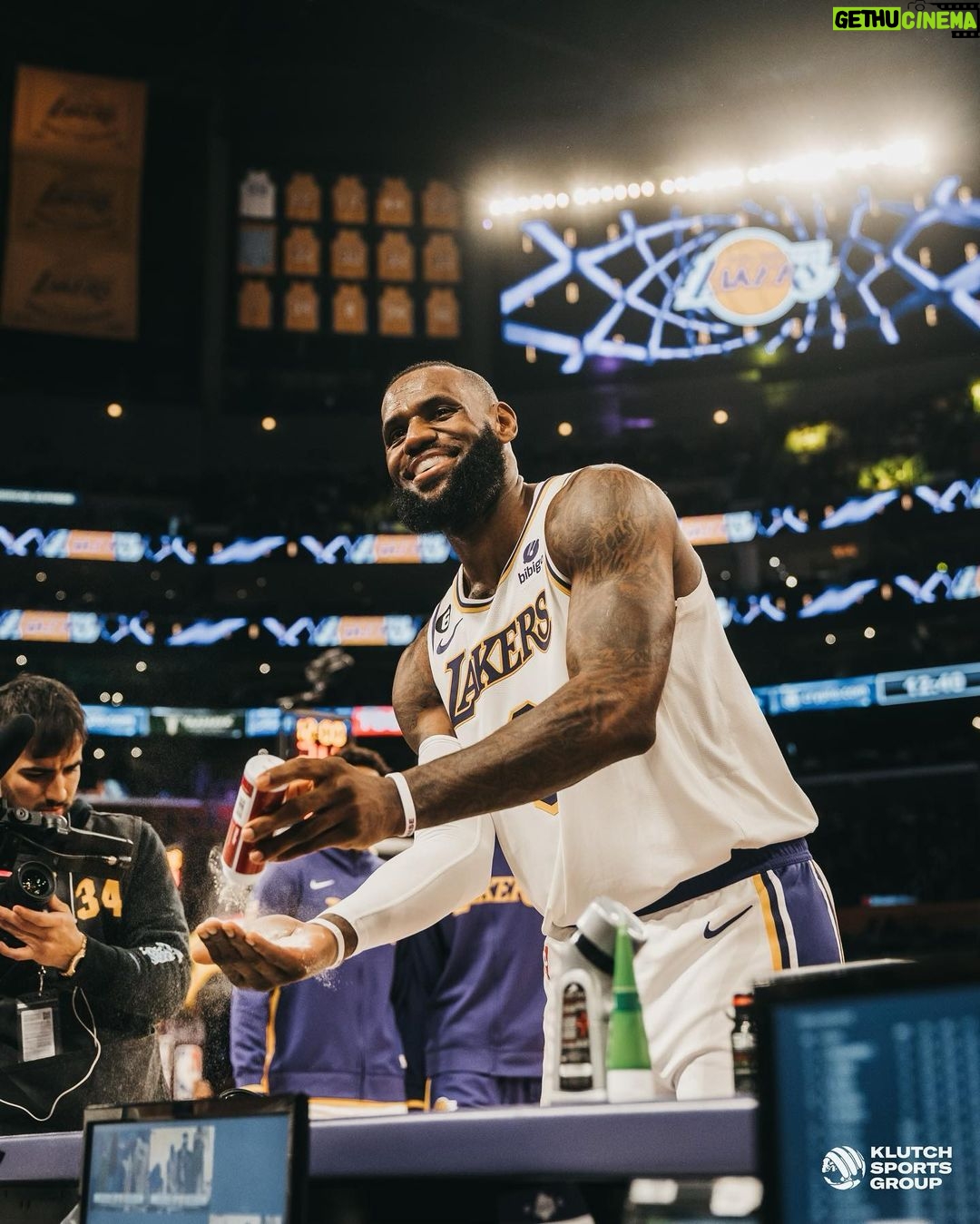 LeBron James Instagram - Easter 🐣 Sunday’s Best!! My last regular season game in year 20 was fun fun fun!!!! To be continue folks! Love 👑🫡 #ThekidfromAKRON🤴🏾#KingMe♟️ #SFG🚀