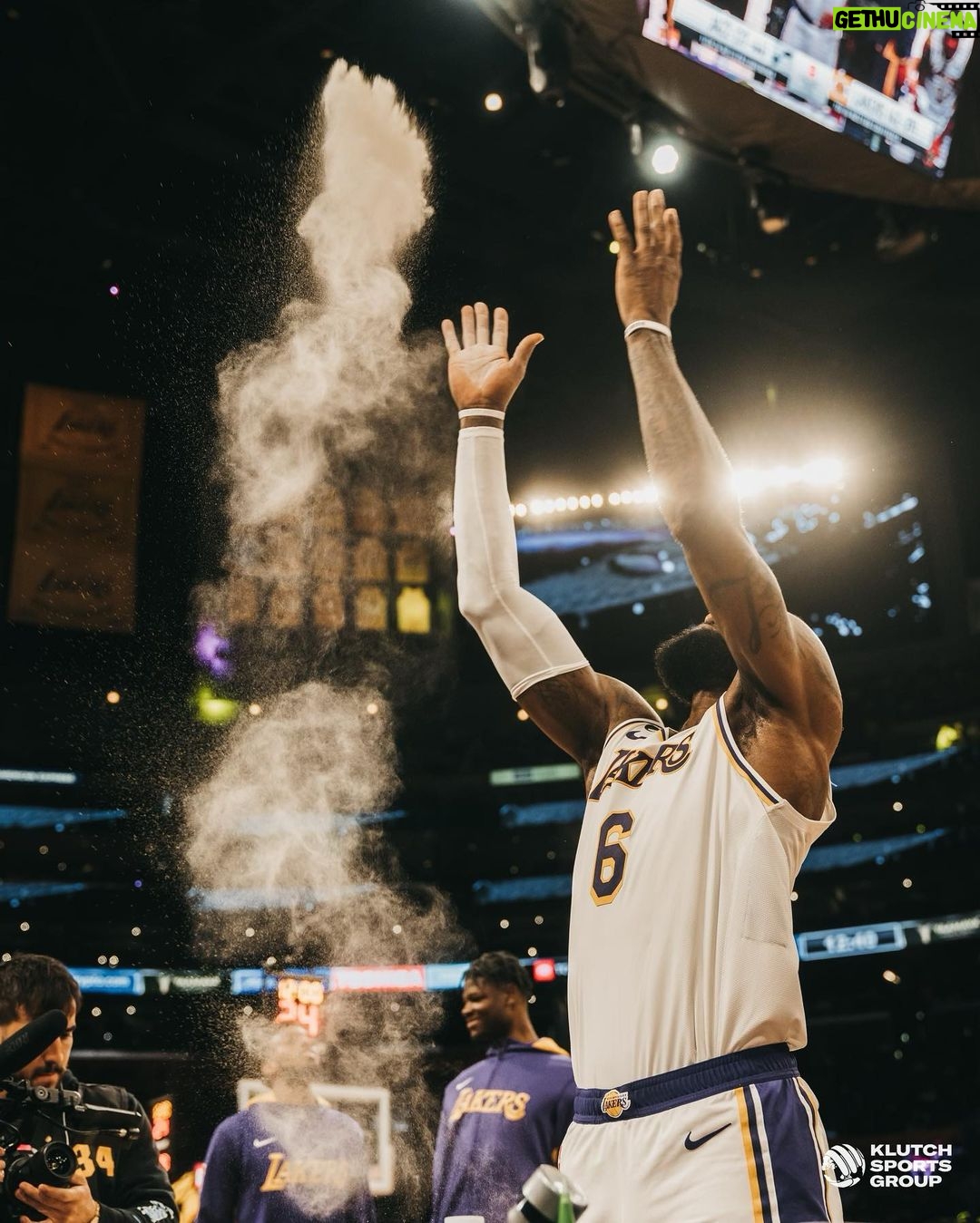 LeBron James Instagram - Easter 🐣 Sunday’s Best!! My last regular season game in year 20 was fun fun fun!!!! To be continue folks! Love 👑🫡 #ThekidfromAKRON🤴🏾#KingMe♟️ #SFG🚀