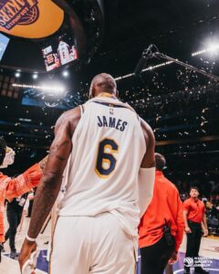 LeBron James Instagram - Easter 🐣 Sunday’s Best!! My last regular season game in year 20 was fun fun fun!!!! To be continue folks! Love 👑🫡 #ThekidfromAKRON🤴🏾#KingMe♟️ #SFG🚀