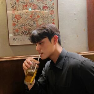 Lee Jae-bin Instagram - With me:)