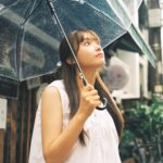 Lee Jin-ah Instagram - AROUND vol.90 매거진에 인터뷰가 실렸어요 호호 마음이 담긴 좋은 이야기와 좋은 사진 찍어주셔서 감사합니다 🐰편하게 이야기 할수 있었던 하루 📚📒✏️ Photo Hae Ran 에디터 이주연