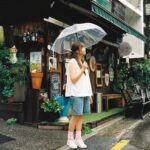 Lee Jin-ah Instagram - AROUND vol.90 매거진에 인터뷰가 실렸어요 호호 마음이 담긴 좋은 이야기와 좋은 사진 찍어주셔서 감사합니다 🐰편하게 이야기 할수 있었던 하루 📚📒✏️ Photo Hae Ran 에디터 이주연