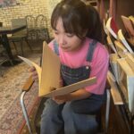 Lee Jin-ah Instagram - 우아아 요즘은 녹음을 많이 하구 있어요 , 재미가 있는것 같구 , 중간 중간 커피도 마시구 쉬기도 하구 하루 하루가 참 감사한것 같네요.. ! 여러분두 잘 지내구 있지요?🙋🏻‍♀️ 앗 저는 요즘 수박쥬스가 참 맛있어요🍉