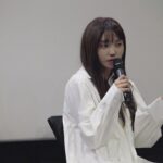 Lee Jin-ah Instagram – 어제 음감회에서 이야기를 나누다 보니 뮤직비디오에 대한 애정이 더 생기게 되었어요, 결말이 더 슬프고 더 제 이야기 같은 느낌도 들게 되었어요 ☁️🥲앨범 곡 전부 들려드릴수 있어서 좋았어요 🩵 와주셔서 감사합니다 🐻❄️