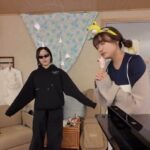 Lee Jin-ah Instagram - 수민이와 진아의 크리스마스 ⭐️🎄수민이는 참 따뜻한 친구다 ! 음악에게도 진심이고 사람에게도 진심인 따뜻한 마음을 가진 수민이 😎 같이 하면 참 재밌고 혼자일때는 알수 없는 것들을 알게되는것 같다 🎄🧸 @suminboutu Happy Holidays⭐️✨Merry Christmas