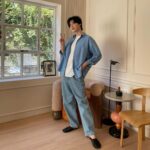 Lee Jong-suk Instagram - ONE FINE DAY [#이종석] LEE JONG SUK 2023 SEASON'S GREETINGS 겨우 나왔다😂 11/18(금) 7:00PM ~ 11/27(일) 11:59PM (KST) http://www.sound-wave.co.kr/ - #LEEJONGSUK #2023시즌그리팅 #2023seasonsgreetings