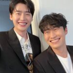 Lee Jong-suk Instagram - 😆