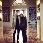 Lee Jong-suk Instagram – #로맨스는별책부록 
누나랑 사진 찍었다!!!!!