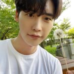 Lee Jong-suk Instagram - 시간이 벌써..!? 🌼