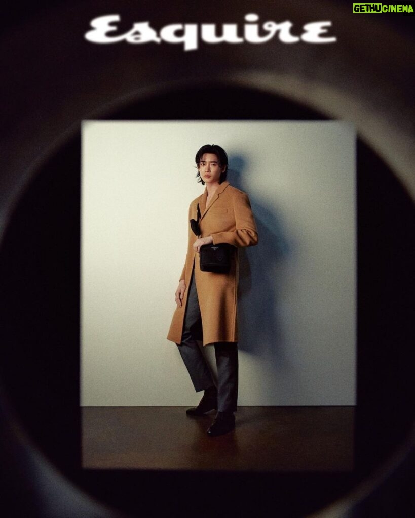 Lee Jong-suk Instagram - #prada #esquire