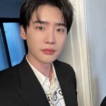 Lee Jong-suk Instagram - 😆