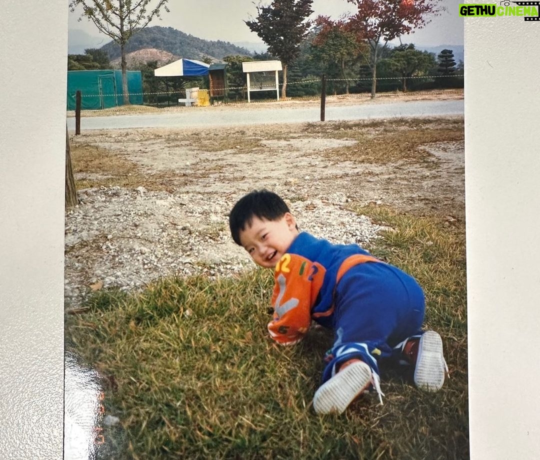 Lee Jong-suk - 3.7 Million Likes - 아~ 이날 재밌었지🐳
#어린이날