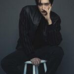 Lee Jong-suk Instagram - 12월 #arenakorea #giorgioarmani