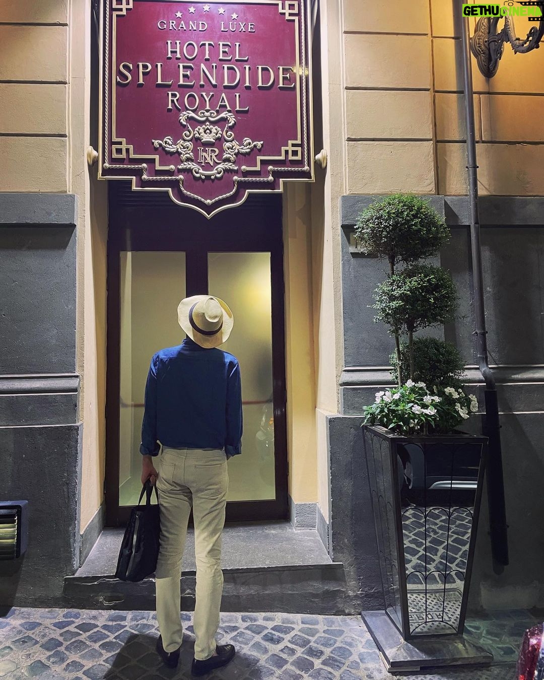 Lee Ki-woo Instagram - ๐ฎ๐นRome ์ดํ๋ฆฌ์์ 3๋์งธ ๊ฐ์
์ ์ด์ด๋ฐ์ ์ฅ์ธ์ด ํ ๋ ํ ๋ ์ ์ฑ๋ค์ฌ ๋ง๋ ! ๋ฏํ.. ๊ทธ๋ฐ ๋ฏํ!! ์
์ธ ๐ 10์ ๋ก!! 10 ์ ๋ก ๋ช
ํ ์๋ค๐ #๊ธฐ์ฐ๋ฆฌ #์ดํ๋ฆฌ #10์ ๋ก์ํ๋ณต #italy #rome #ootd