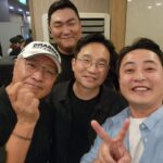 Lee Kyu-ho Instagram - 종방연 기록 그리고 엄간과 이과장님 그리고 단체사진 #이규호 #이배우 #미스터구 #유인식 #강보승 #한석규 #유연석 #안효섭 #이성경 #임원희 #진경 #변우민 #김주헌 #소주연 #김민재 #이홍내 #이신영 #윤나무 #고상호 #신동욱 #윤보라 #정지안 #낭만닥터김사부3