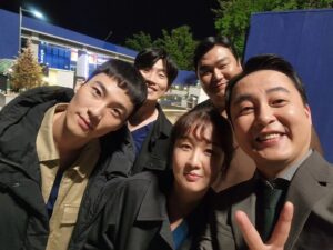 Lee Kyu-ho Instagram - 낭만닥터김사부3  마지막 촬영날

추억의 회상.. 

#이규호 #이배우 #미스터구 
#유인식 #강보승 #한석규 #유연석 #안효섭 #이성경
#임원희 #진경 #변우민 #김주헌 #소주연 #김민재
#이홍내 #이신영 #윤나무 #고상호 #신동욱 #윤보라
#정지안 #김용진 #낭만닥터김사부3
