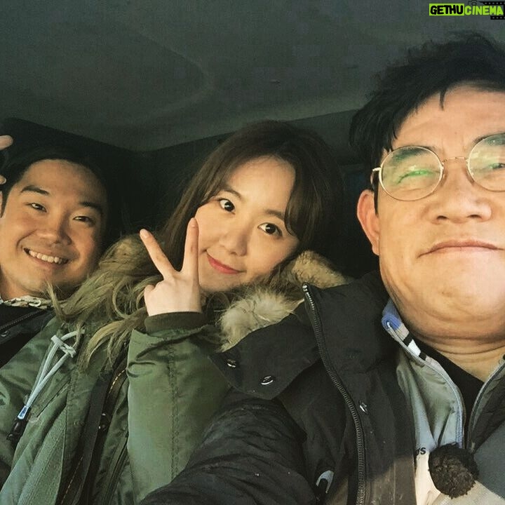 Lee Kyung-kyu Instagram - 예림이네 만물트럭 #좁은 트럭안에 억지 미소짓는 경규 ㅋ ㅋ 좋아서 웃는 재환 예림